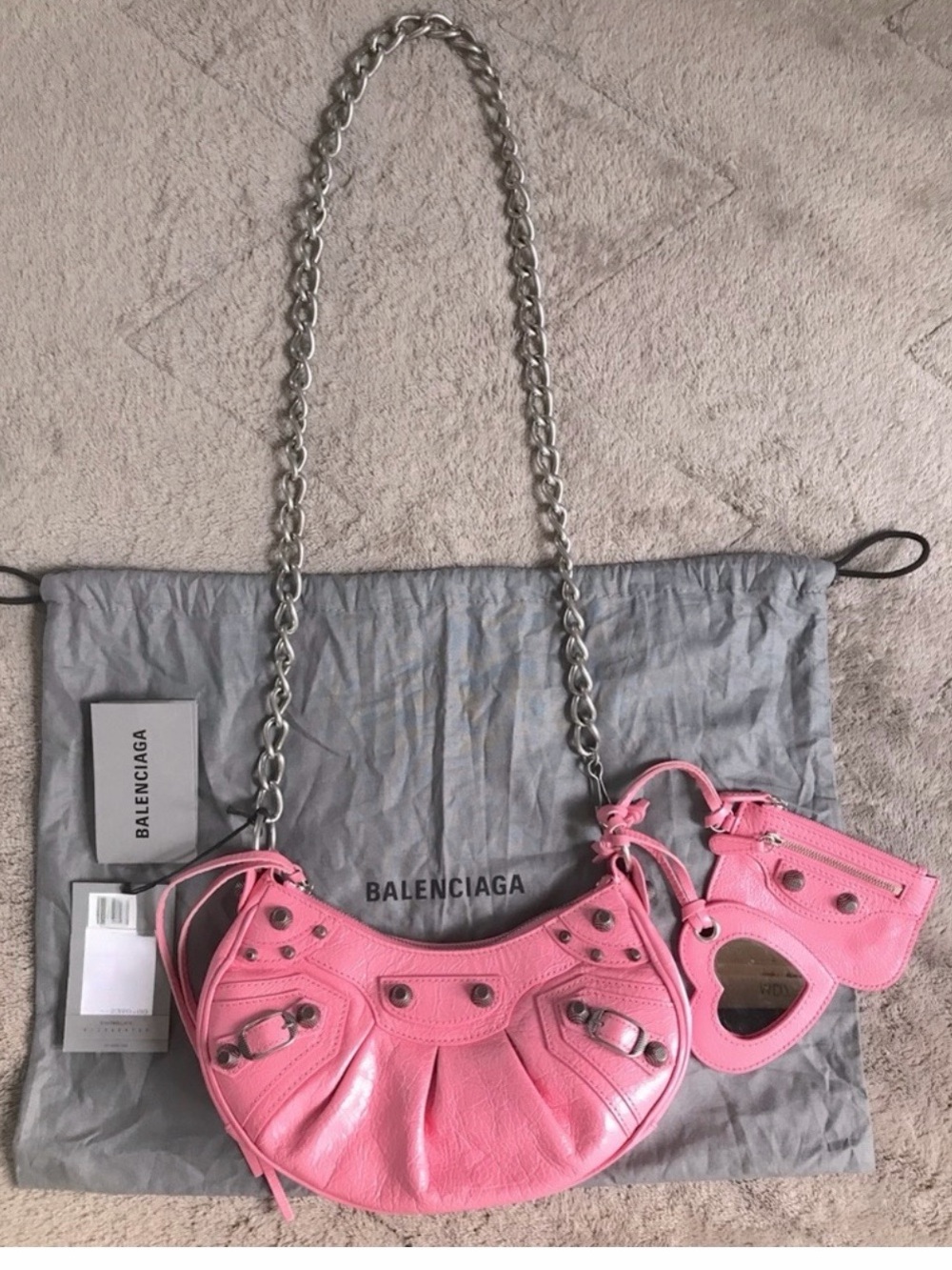 NEW🔥BALENCIAGA XS Le Cagole Crinkle Leather Shoulder Bag with chain🔥 - Picture 6 of 10
